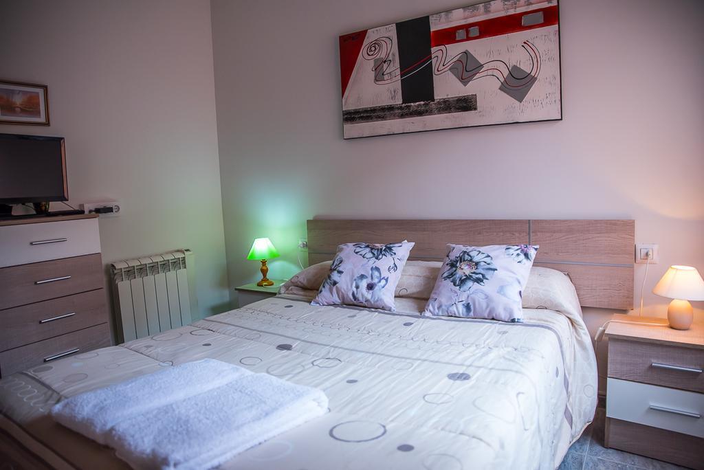 Apartamento Rincon Del Salvador 2 플라센시아 외부 사진